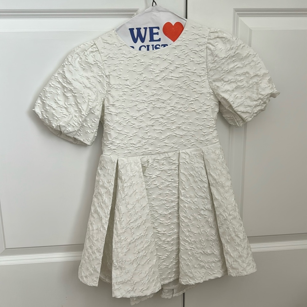 Bardot Junior flower girl/special occasion white dress; Like new. Size 6
